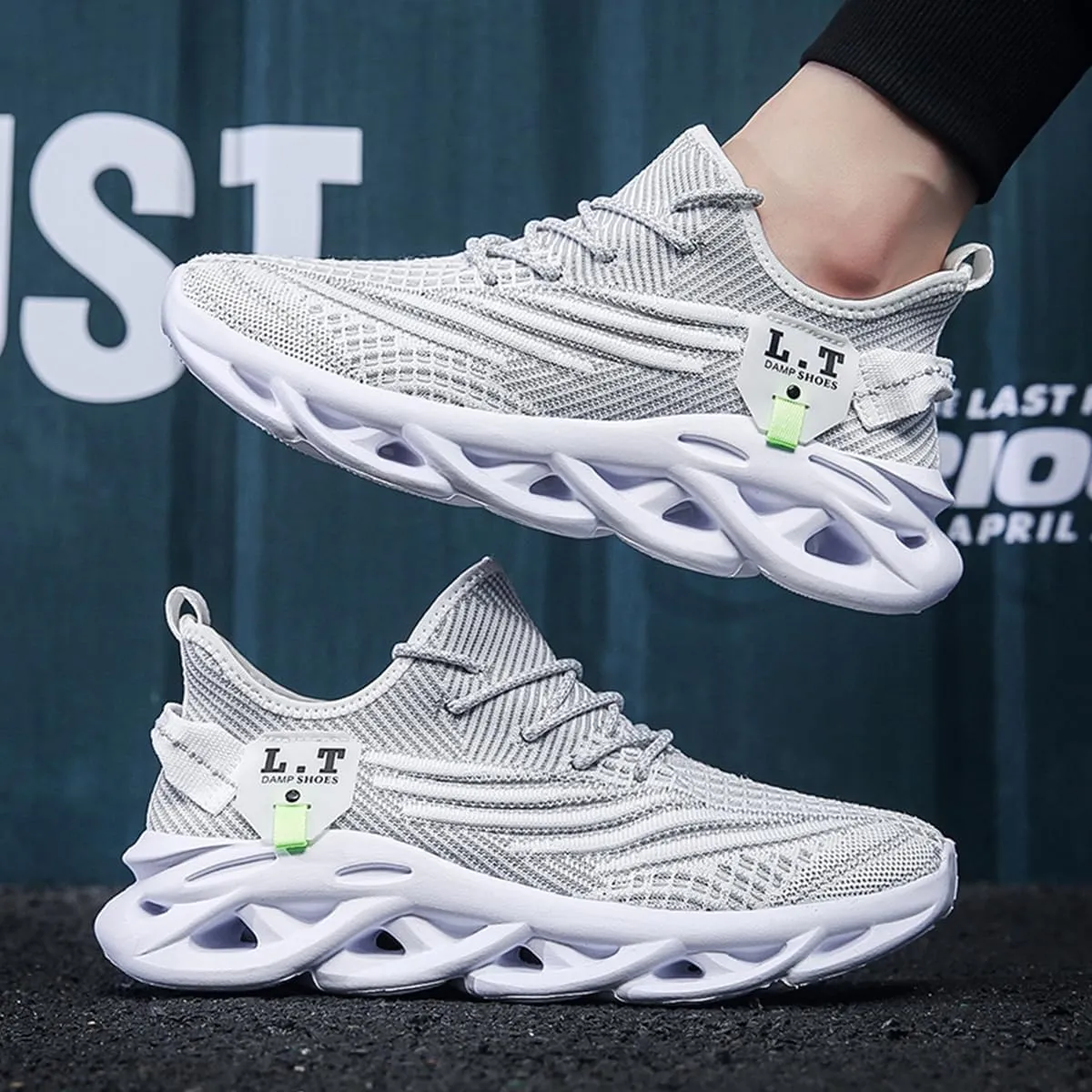 Men Running Shoes Men's Tennis Shoes Lightweight Breathable Fashion Sneakers Non Slip Workout Gym Shoes for Running Black