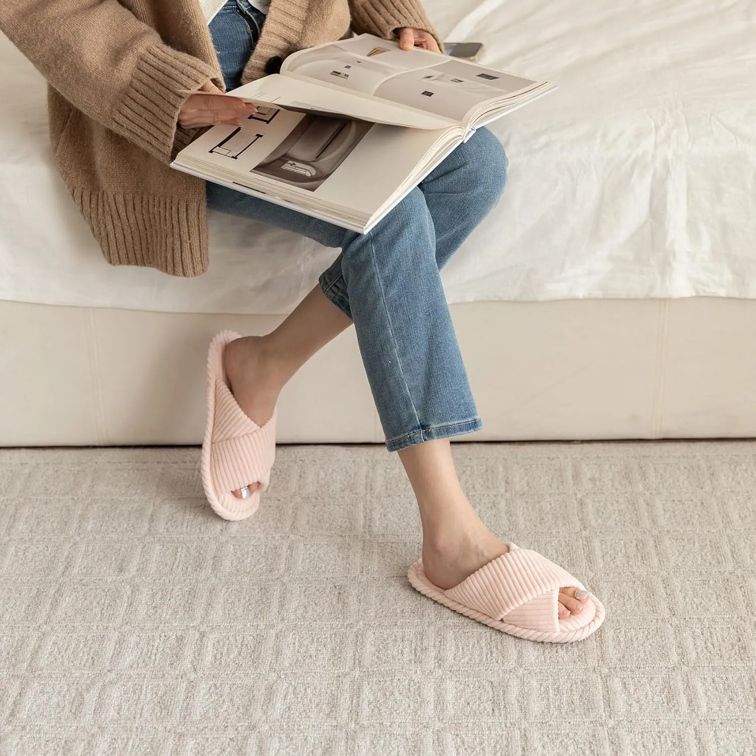Slippers for Women Memory Foam House Bedroom Corduroy Crossbands Open Toe Slides Sandals Shoes Comfy Trendy Gift for womens Anti-Skid sole